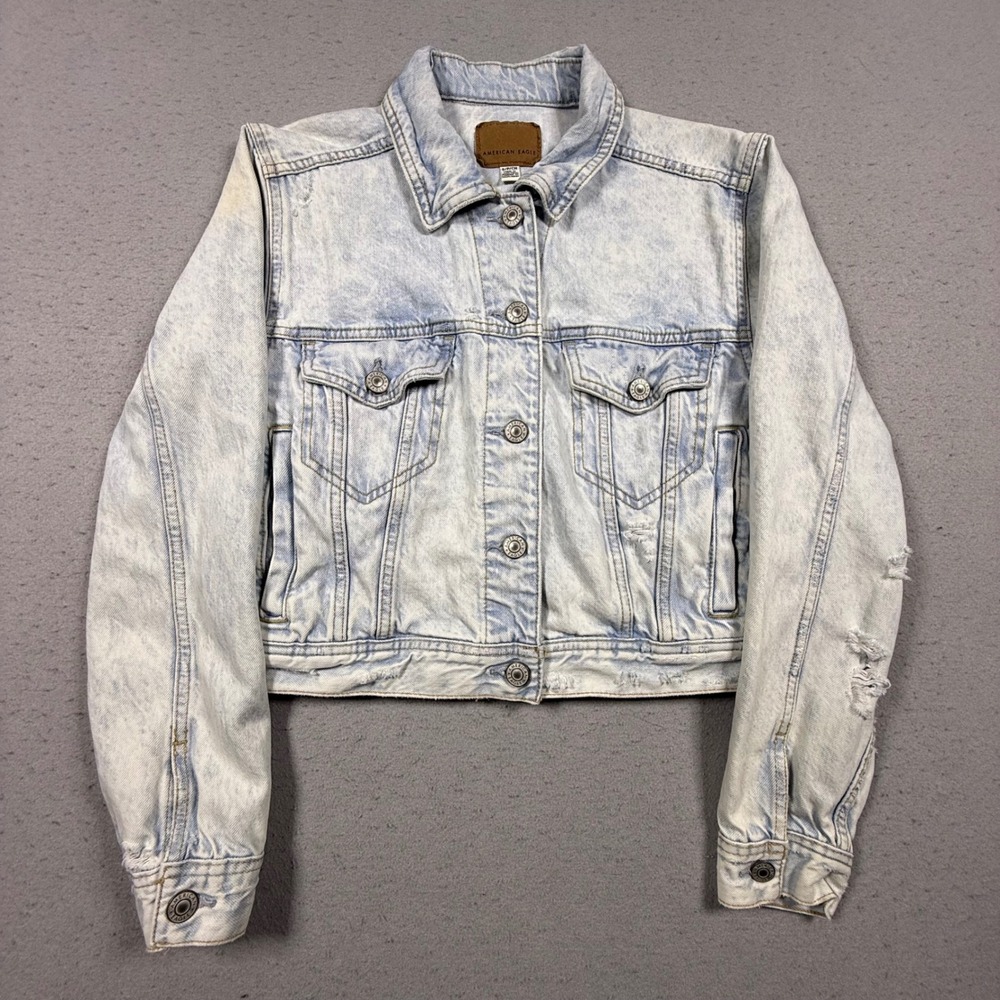 American Eagle Light Wash Distressed Cropped Denim‎ Trucker Jacket Womens Small